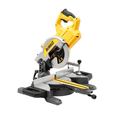 DeWalt akkukäyttöinen katkaisu- ja jiirisaha DCS777N 54 V